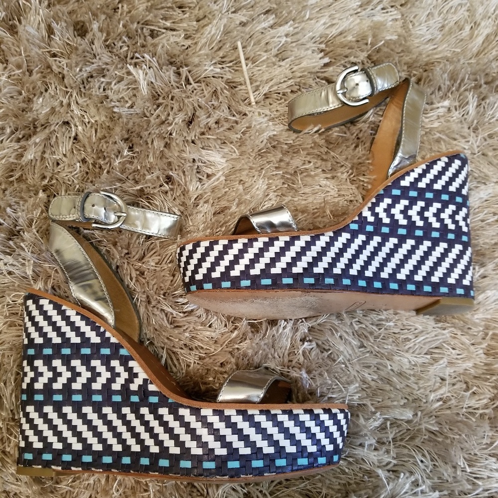 USED AUTHENTIC COACH WEDGES!